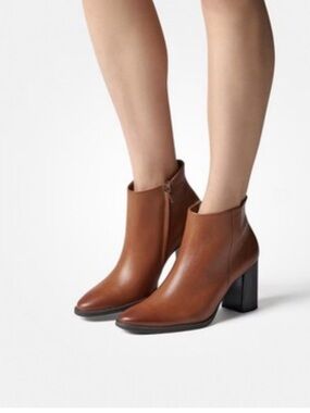 Paul Green Winn Leather Ankle Boots Size 7